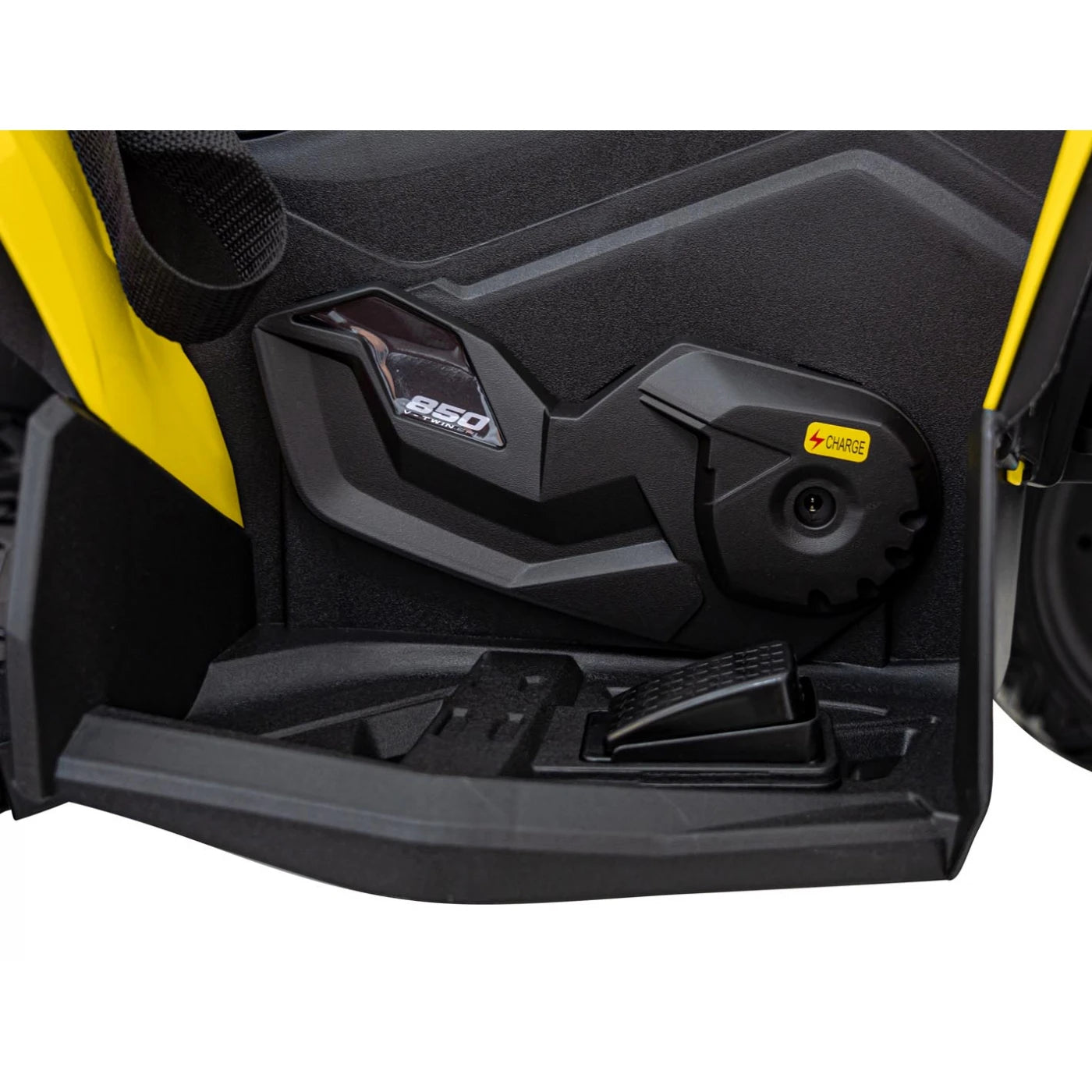 CAN AM MAVERICK QUAD